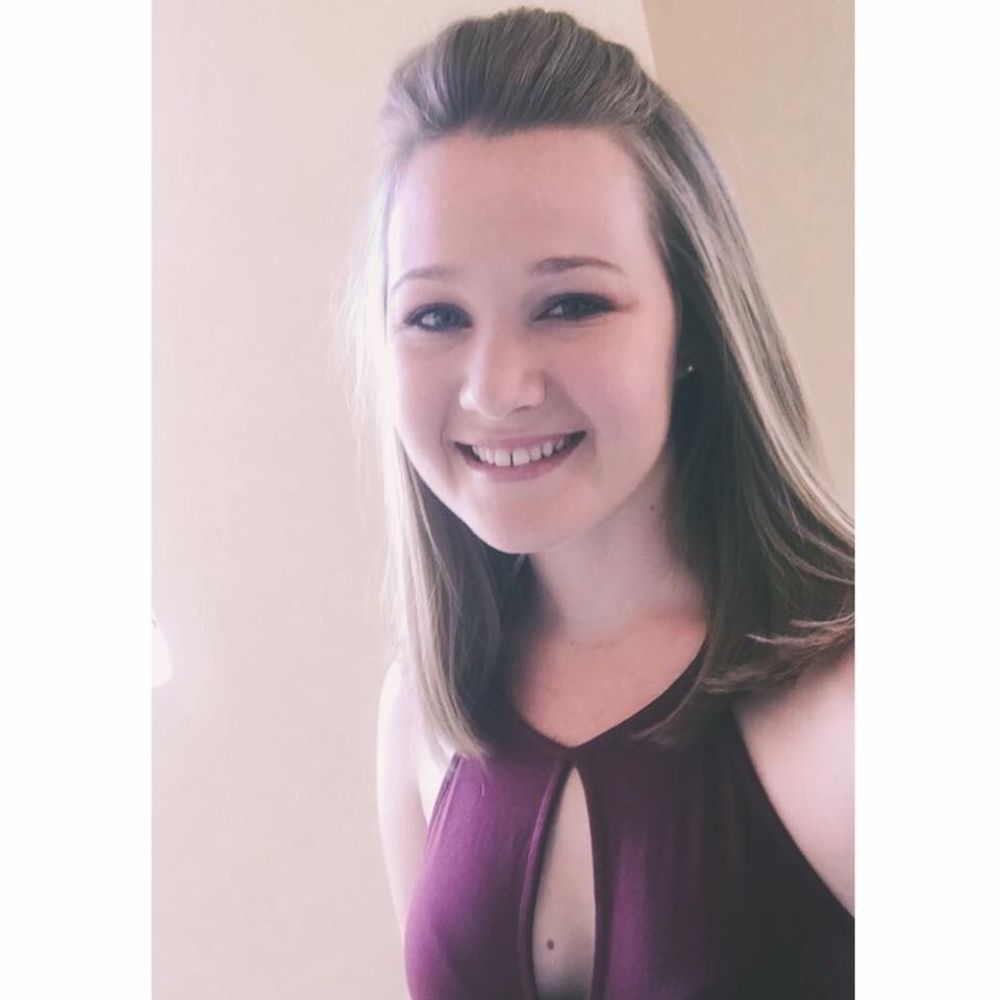 Meet your Posher, Sydni